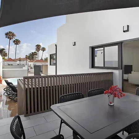 Julaga Private Pool By Holidays Βίλα *